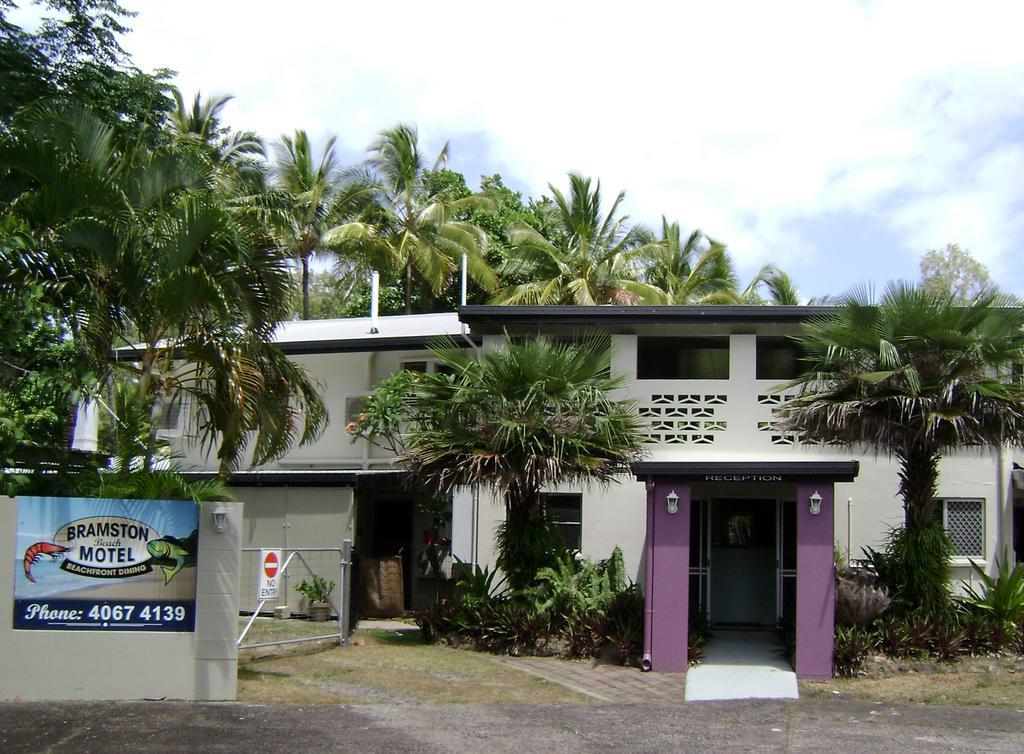 Bramston Beach Motel Zewnętrze zdjęcie